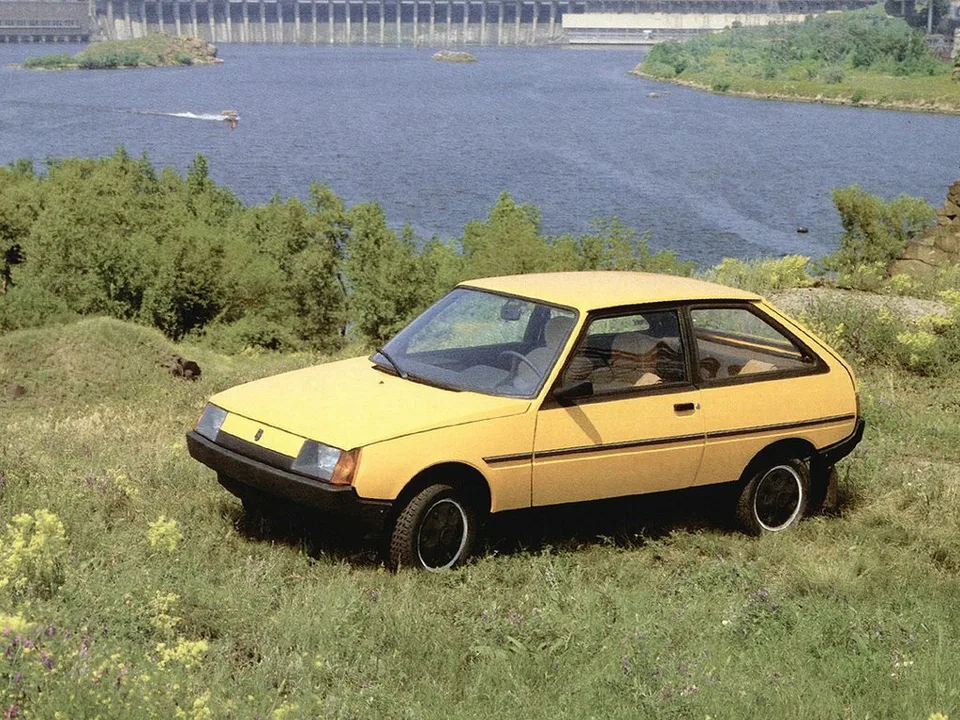 ЗАЗ 1102 &laquo;Таврия&raquo;, , 3-door hatchback