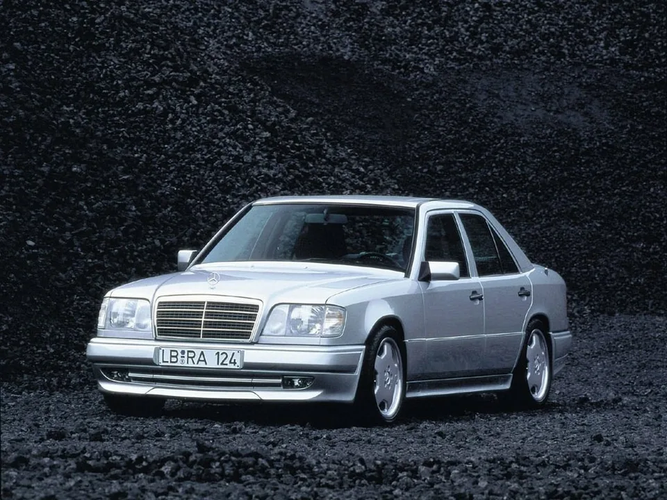 Mercedes-Benz E-Класс AMG, I (W124), Sedan