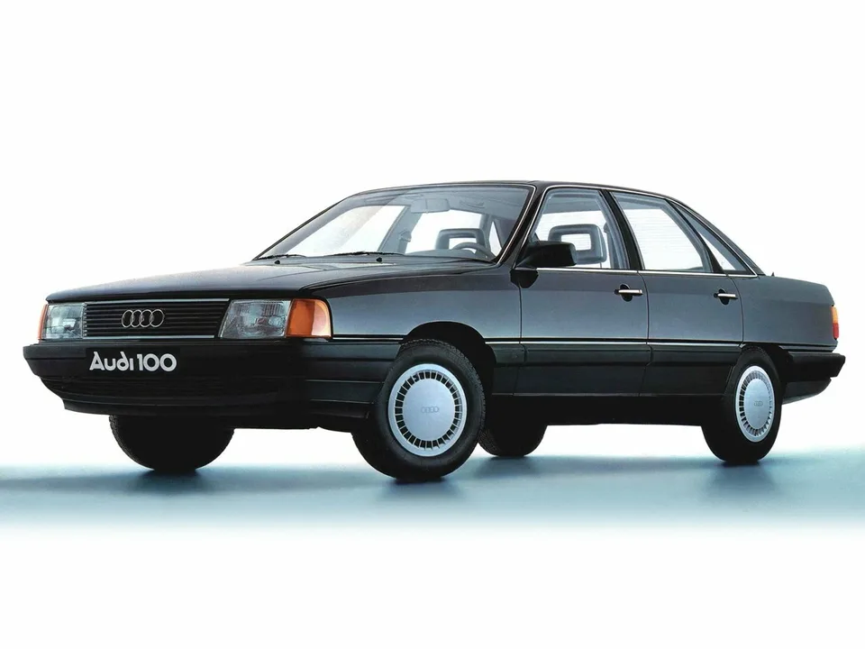 Audi 100, Generation 3, C3, Sedan