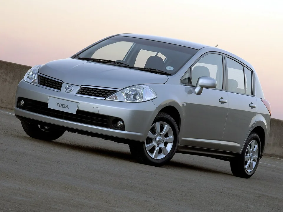 Nissan Tiida, 1 поколение, C11, Хэтчбек, 5 дверей
