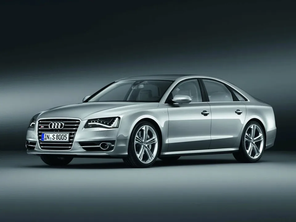Audi S8, 3 поколение, D4, Седан