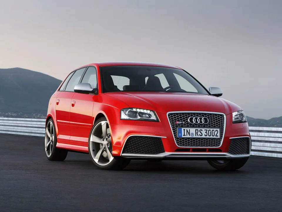 Audi RS 3, I (8P), Хэтчбек, 5 дверей