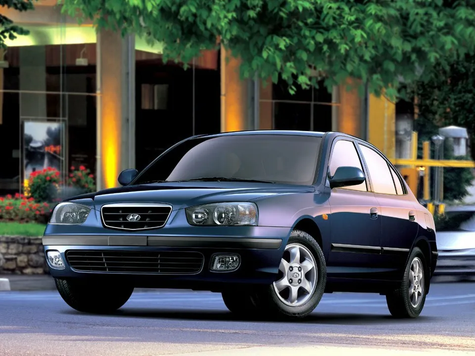 Hyundai Elantra, Generation 3, XD, Sedan