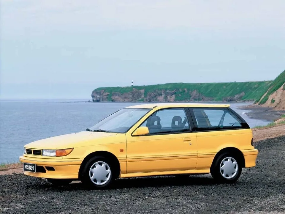 Mitsubishi Mirage, Generation 3, 3-door hatchback