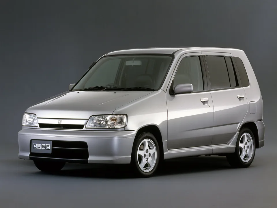 Nissan Cube, I (Z10), Компактвэн
