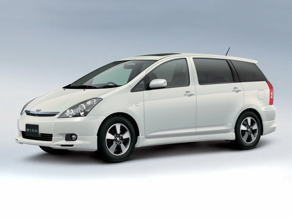 Toyota Wish, I, Компактвэн