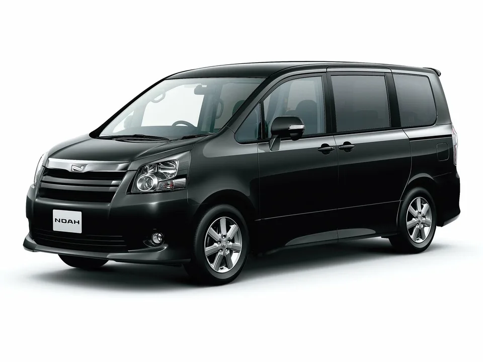 Toyota Noah, 2 поколение, R70, Минивэн