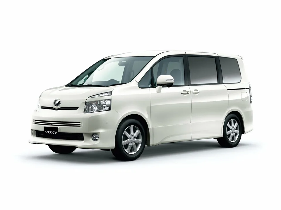 Toyota Voxy, 2 поколение, R70, Минивэн