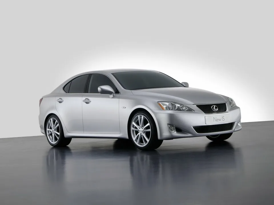 Lexus IS, II, Седан