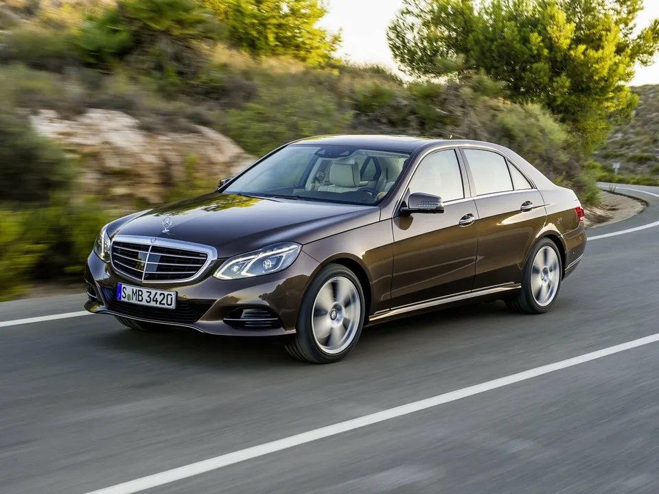 Mercedes-Benz E-Класс, IV (W212, S212, C207) Рестайлинг, Седан