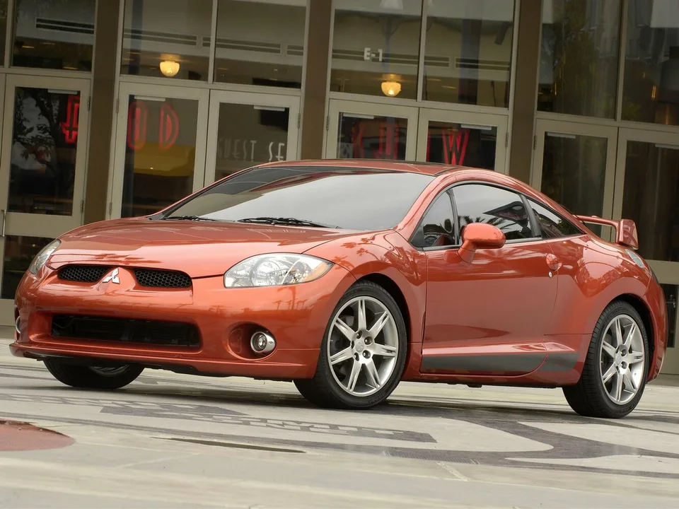 Mitsubishi Eclipse, Generation 4, 4G, Coupe