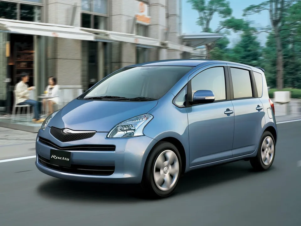 Toyota Ractis, 1 поколение, P100, Хэтчбек, 5 дверей