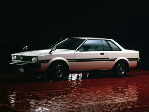Toyota Corolla, 4 поколение, E70, Купе
