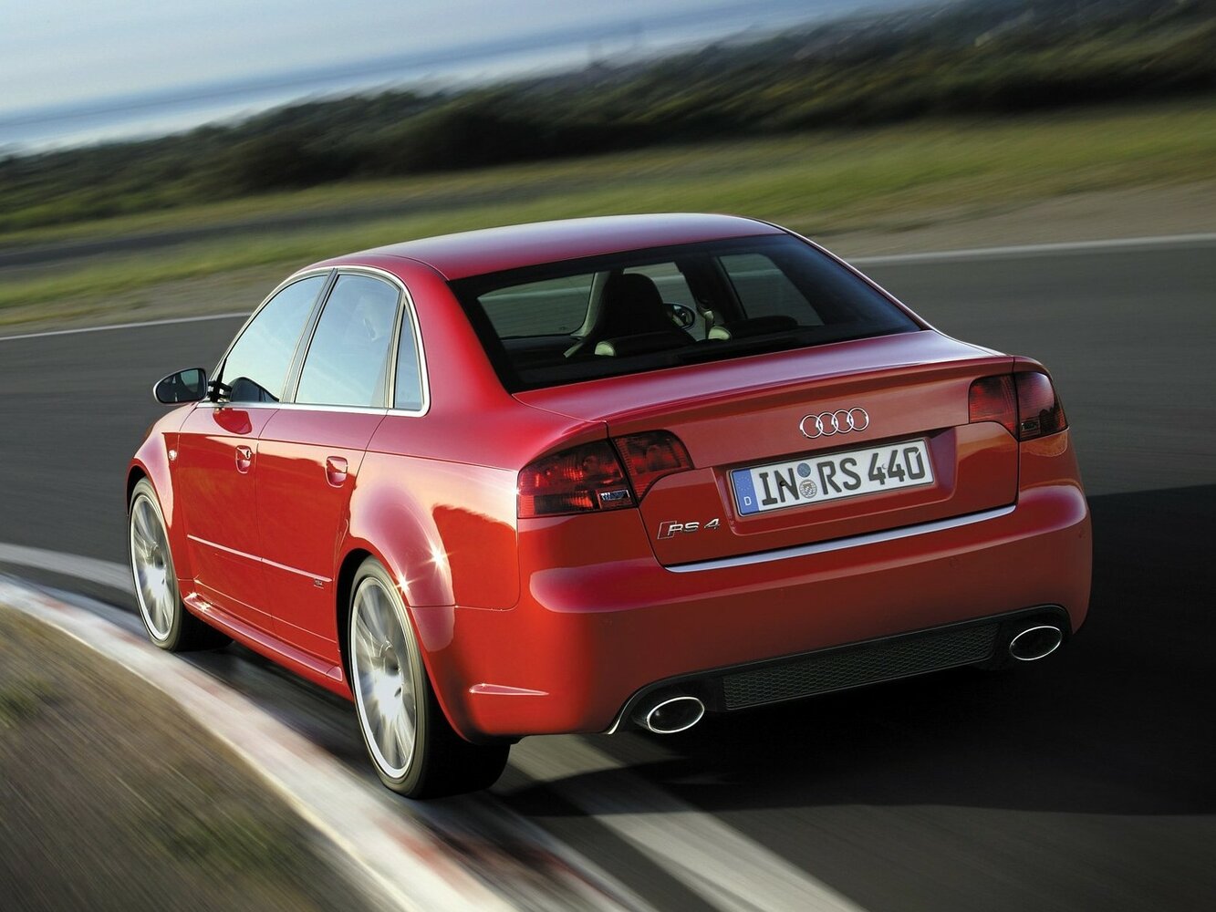 Audi RS 4, II (B7), 2005–2009, Седан: Вид сзади в три четверти