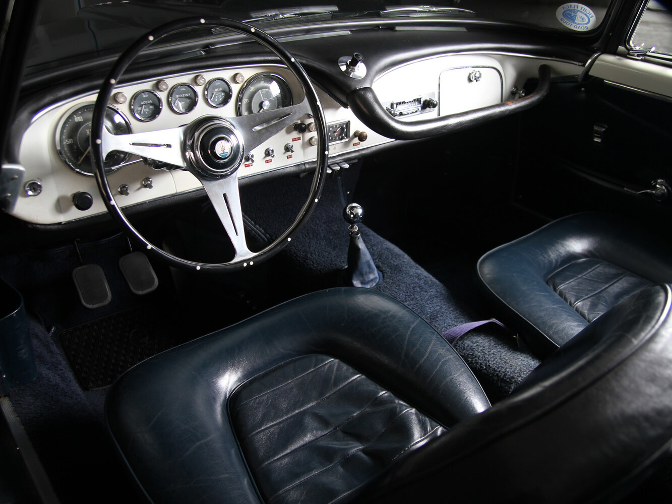 Maserati 3500 GT, , 1957–1964, Купе: Передняя панель