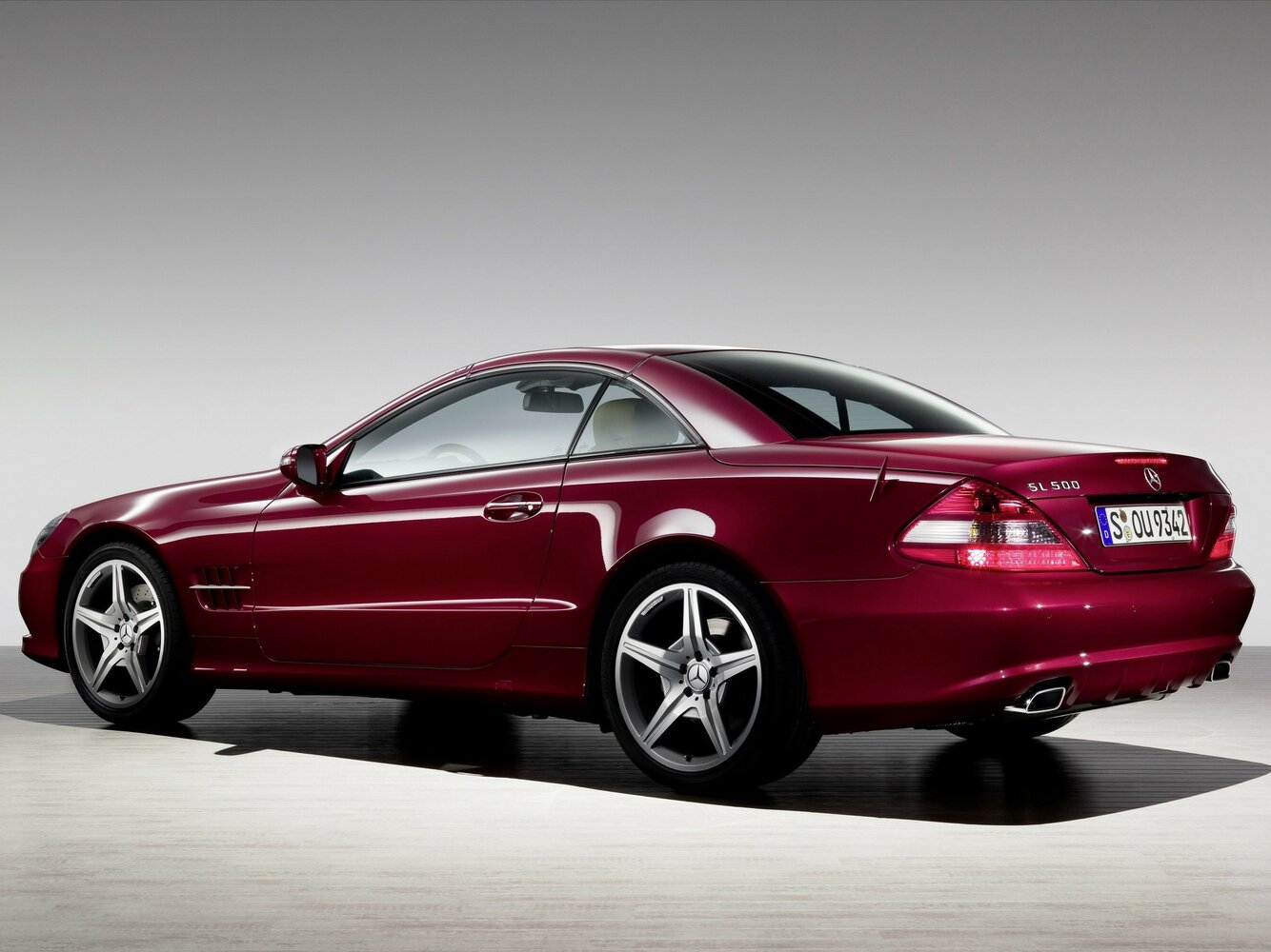 Mercedes-Benz SL-Класс, V (R230) Рестайлинг 2, 2008–2011, Родстер: Вид сзади в три четверти