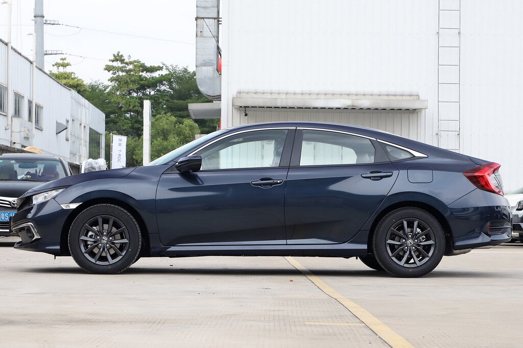 Honda Civic, 10 поколение, рестайлинг, Седан, Китай, 08.2018 - 08.2021: фото поколения 7