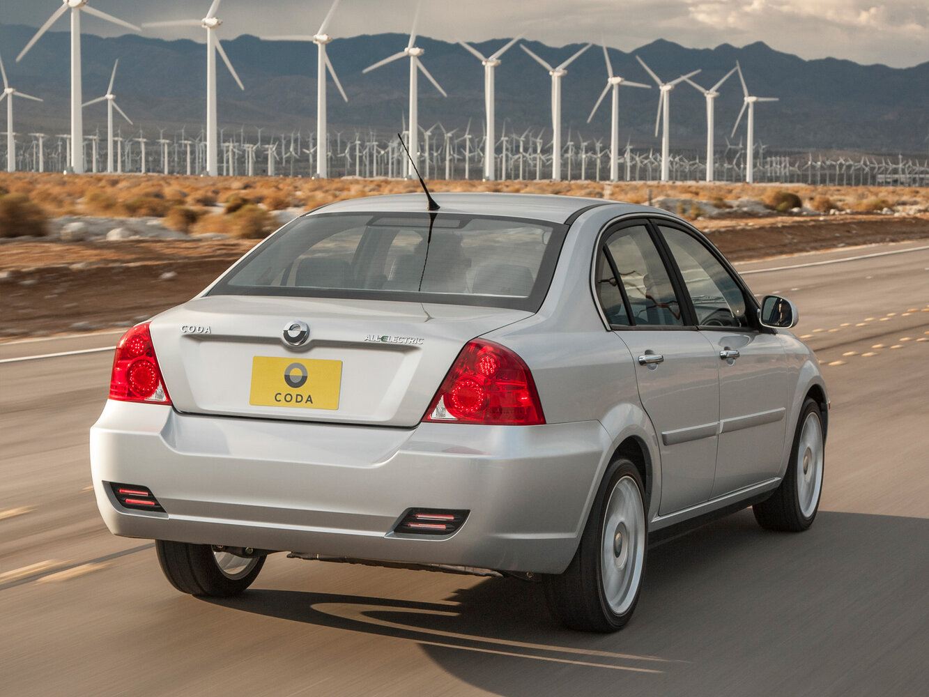 Coda EV, , 2012–2013, Sedan: Rear three-quarter view