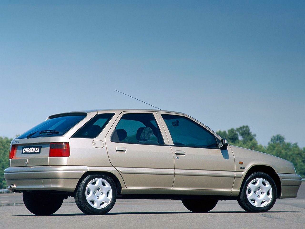 Citroen ZX, , 1991–1998, Хэтчбек 5 дв.: Вид сзади в три четверти