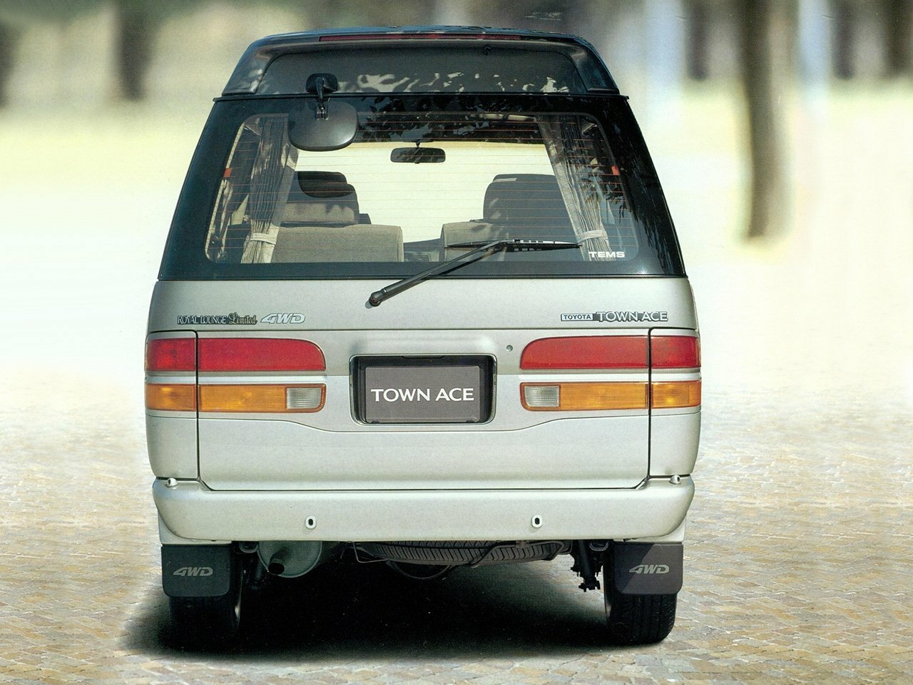 Toyota Town Ace, II facelift 3, 1992–1996, Compact MPV: Rear view