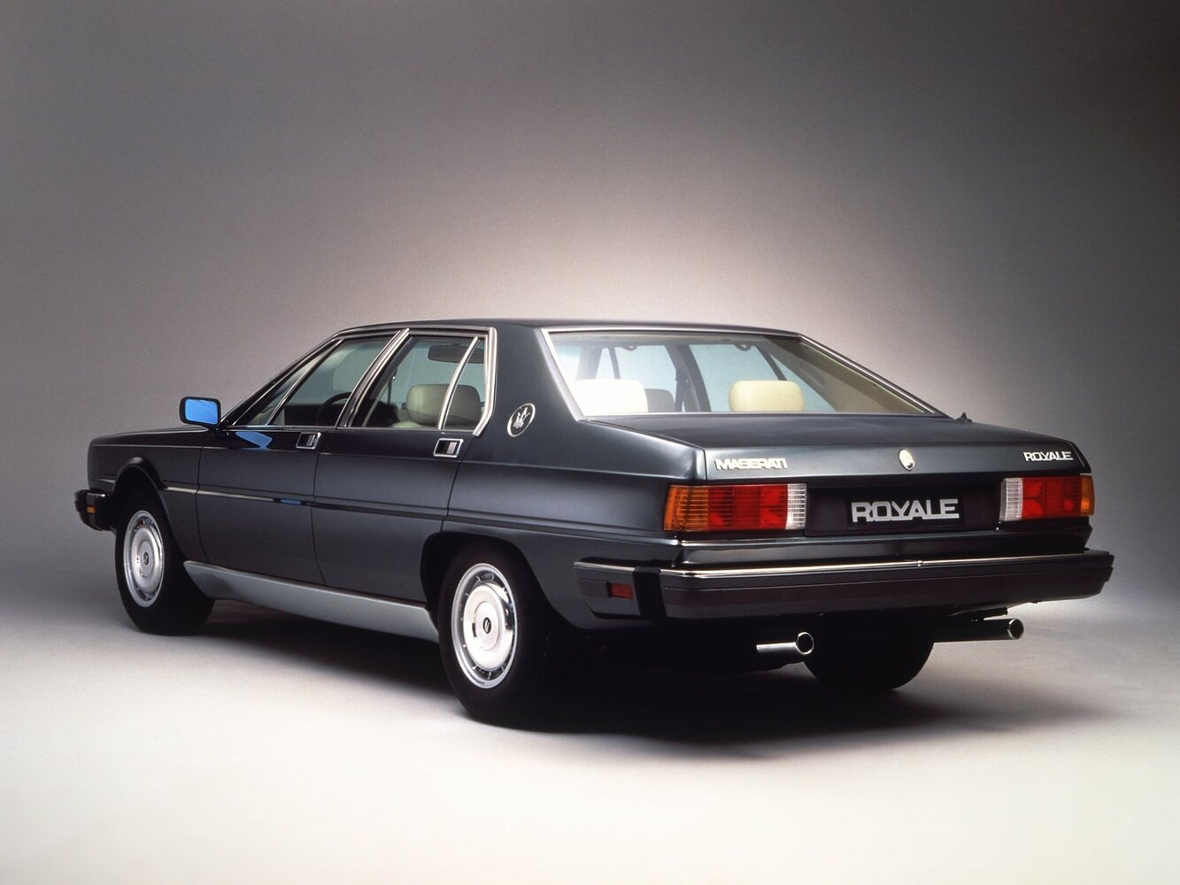Maserati Royale, , 1985–1993, Седан: Вид сзади в три четверти
