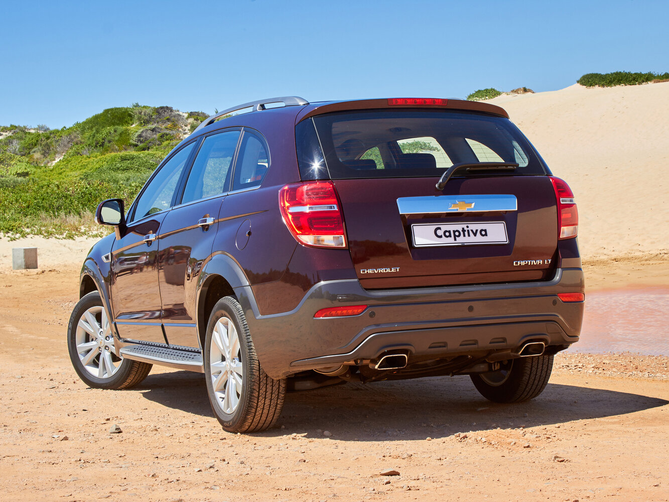 Chevrolet Captiva, I Рестайлинг 3, 2015–2018, Внедорожник 5 дв.: Вид сзади в три четверти