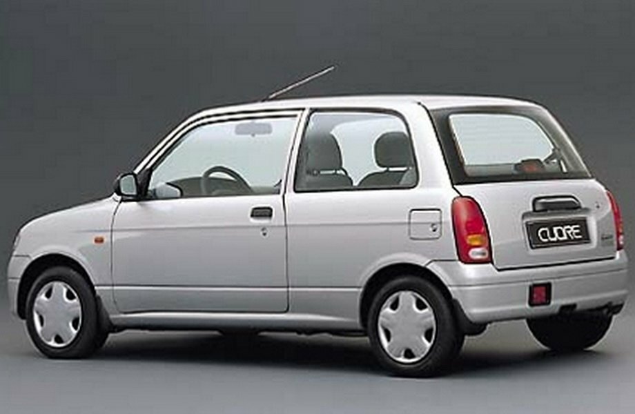 Daihatsu Cuore, V (L700), 1999–2003, Hatchback 3 door: Rear three-quarter view