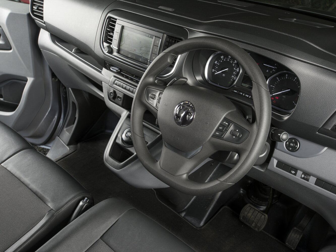 Vauxhall Vivaro, C, 2019–2024, Фургон: Передняя часть салона