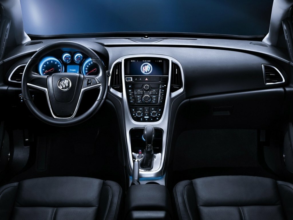 Buick Excelle, II, 2009–2015, Hatchback 5 door XT: Dashboard