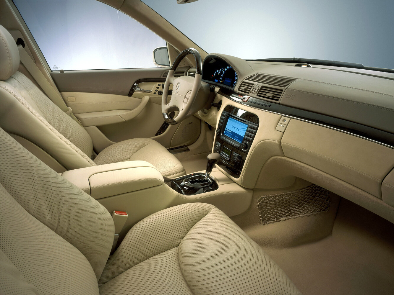 Mercedes-Benz S-Класс, IV (W220), 1998–2005, Седан: Передняя часть салона