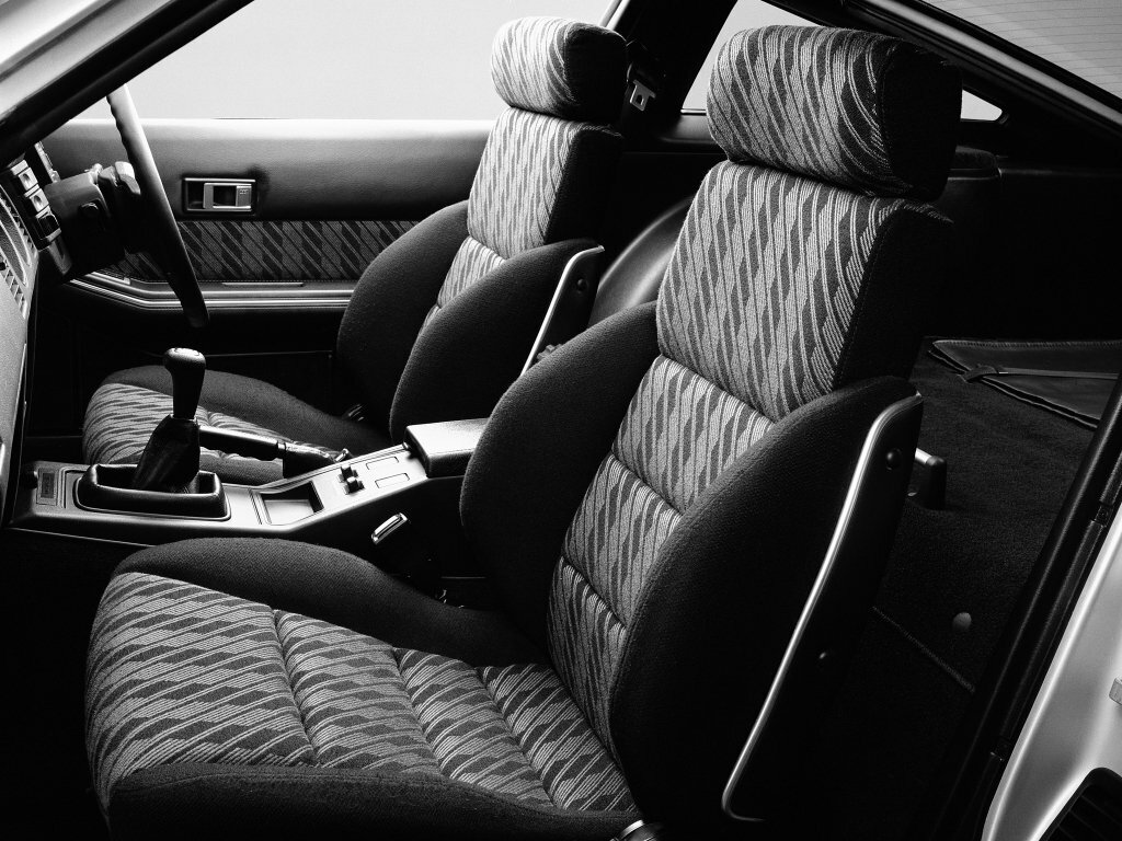 Nissan Fairlady Z, III (Z31), 1983–1989, Coupe: Front cabin