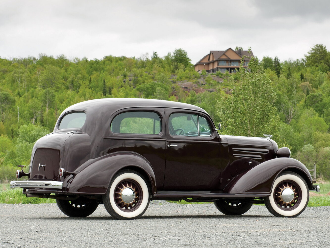 Chevrolet Standard, , 1934–1936, Седан 2 дв.: Вид сзади в три четверти