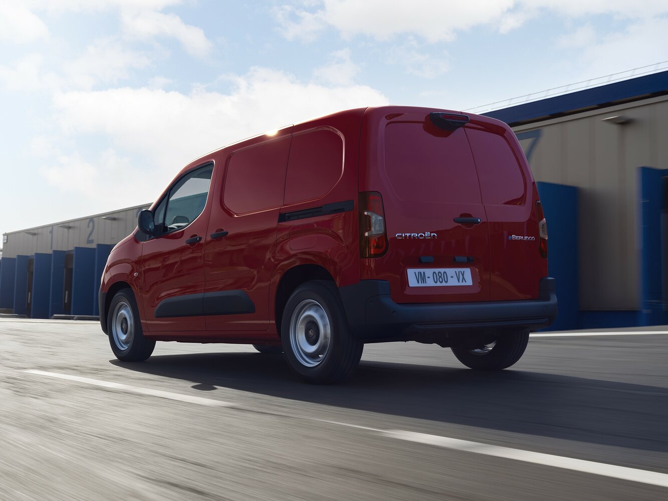 Citroen Berlingo, III Рестайлинг, 2024–2026, Фургон: Вид сзади в три четверти