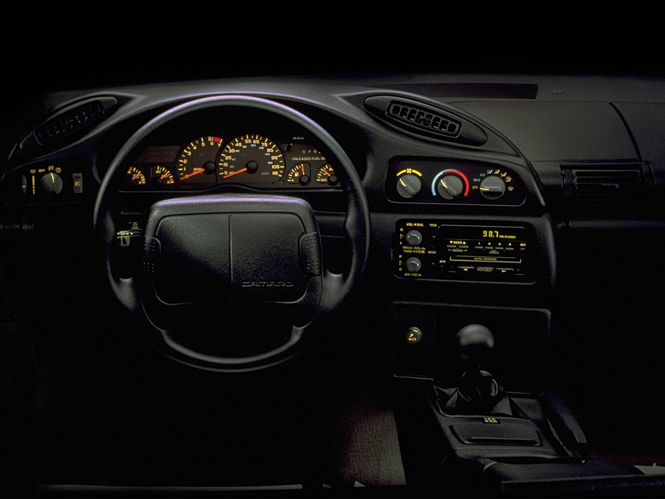 Chevrolet Camaro, IV, 1992–1998, Купе: Передняя панель