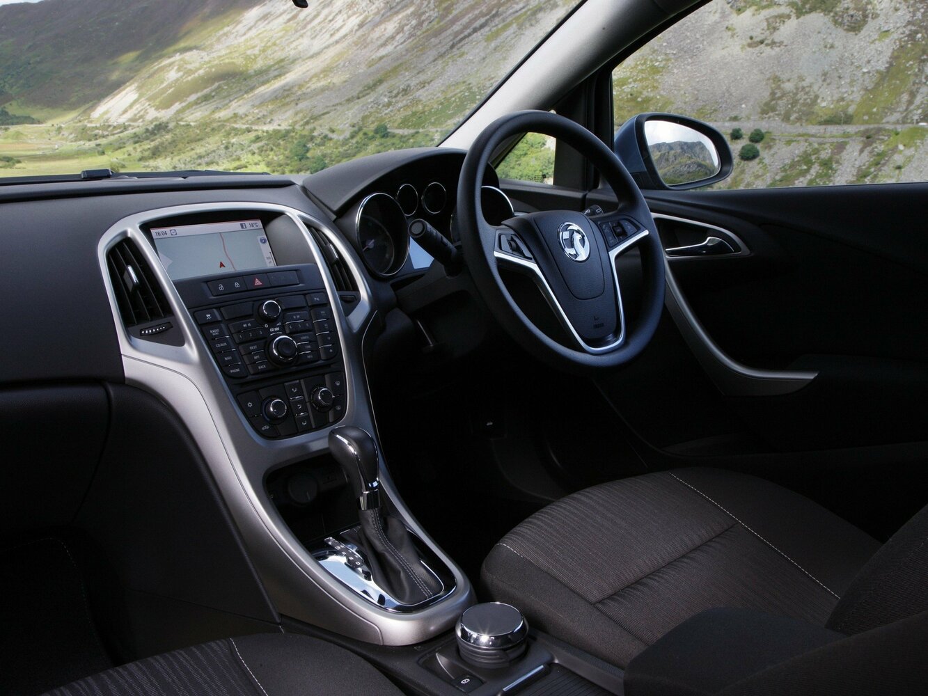 Vauxhall Astra, J, 2009–2015, Универсал 5 дв.: Передняя часть салона