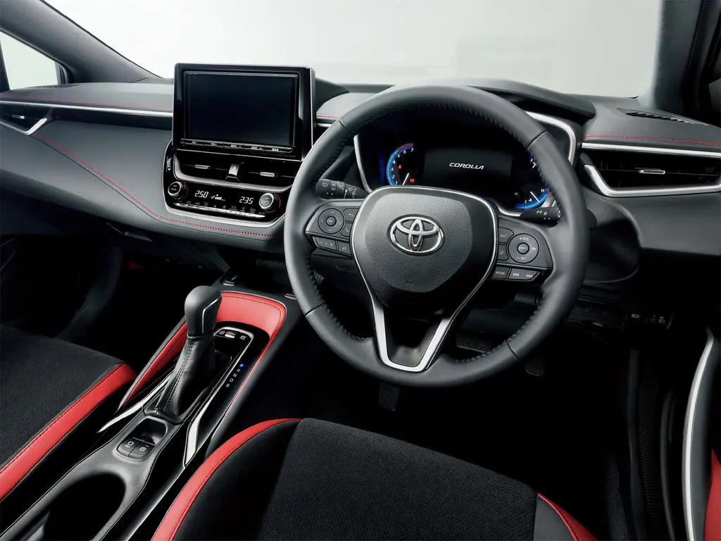 Toyota Corolla, 12 поколение, E210, Хэтчбек 5 дв., Япония, 03.2018 - 09.2022: фото поколения 8