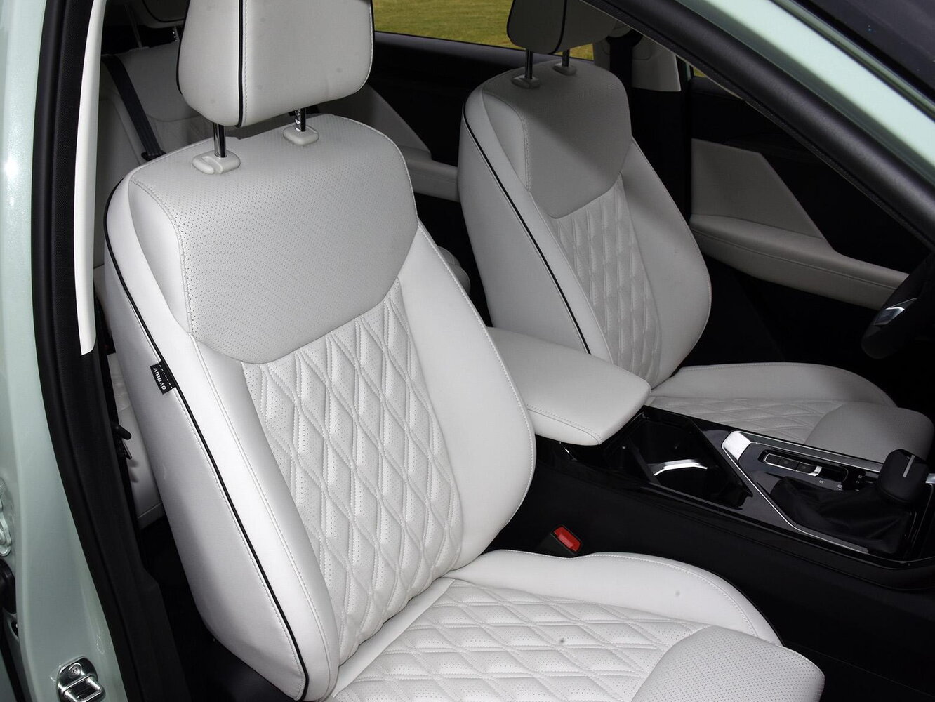Wuling Star Asta, , 2021–2026, SUV 5 door: Front cabin