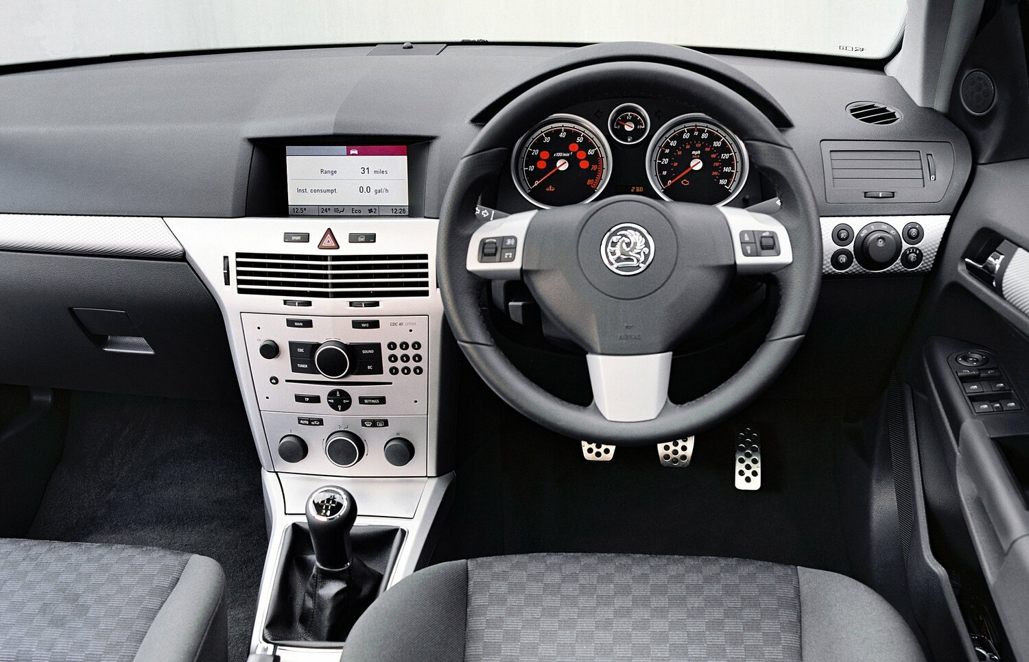 Vauxhall Astra, H, 2004–2010, Универсал 5 дв.: Передняя панель