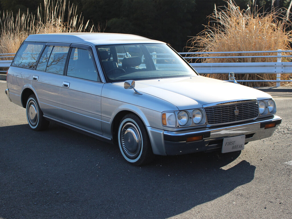 Toyota Crown, 8 поколение, S130, 2-й рестайлинг, Универсал, Япония, 10.1991 - 11.1999: фото поколения 1