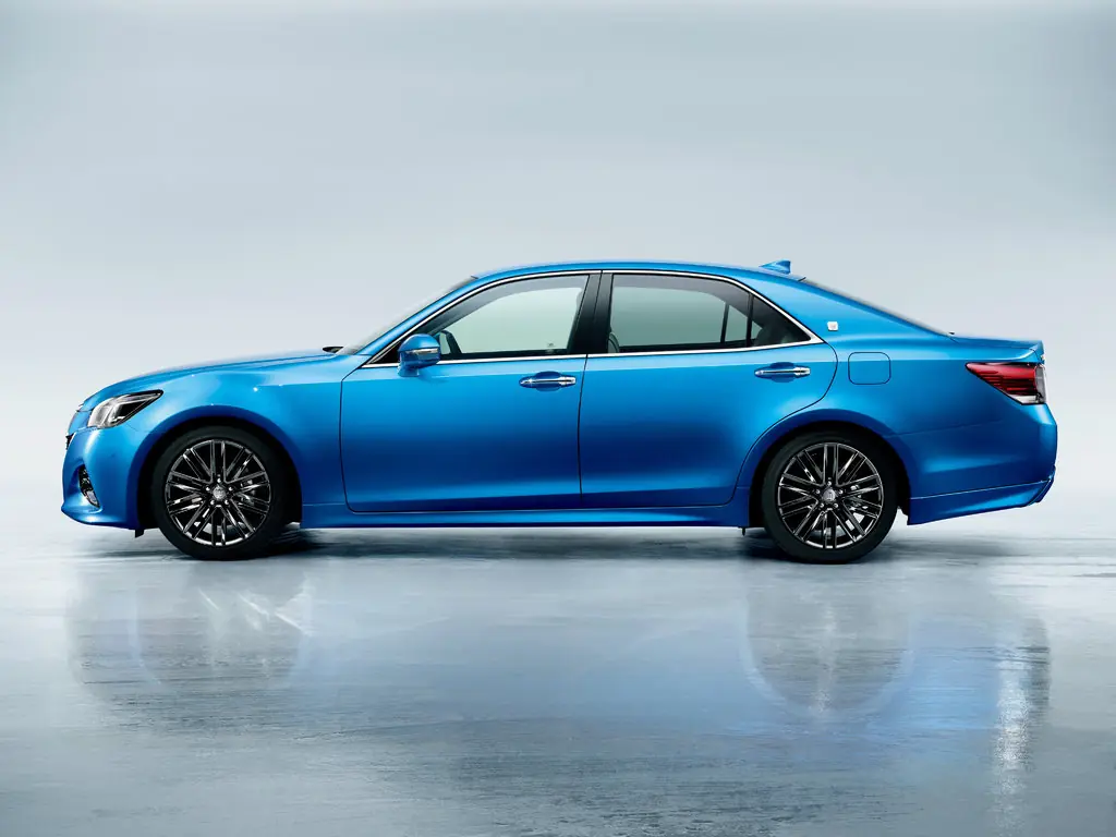 Toyota Crown, 14 поколение, S210, рестайлинг, Седан, Япония, 10.2015 - 05.2018: фото поколения 4