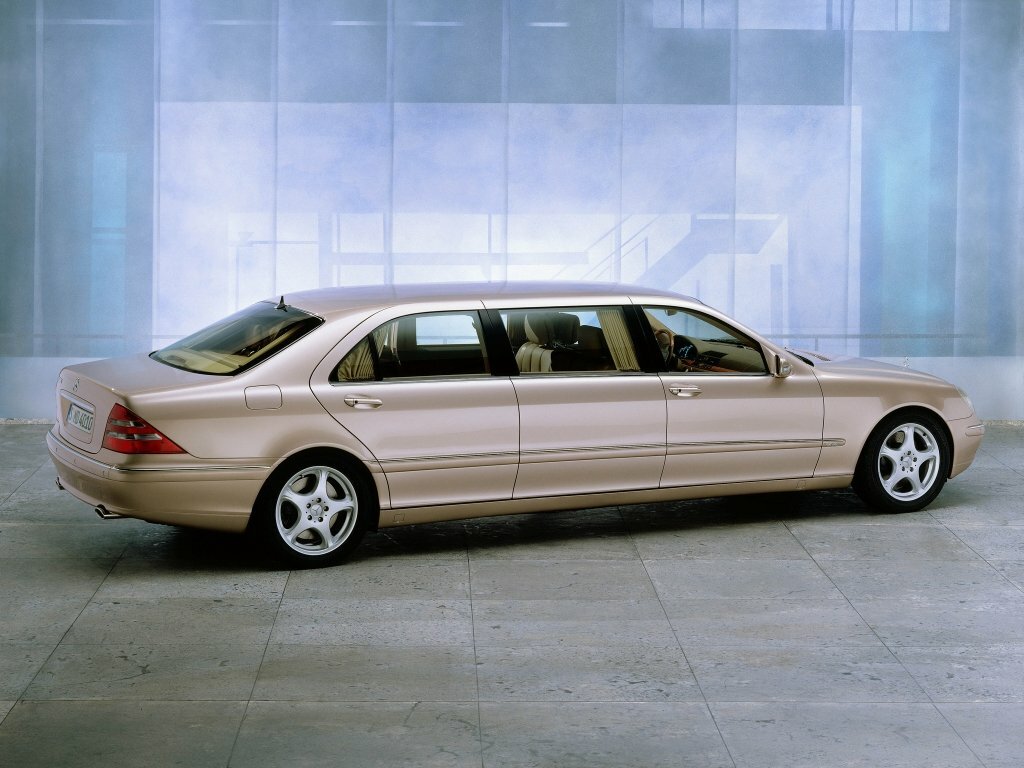 Mercedes-Benz S-Класс, IV (W220), 1998–2005, Лимузин Pullman: Вид сзади в три четверти