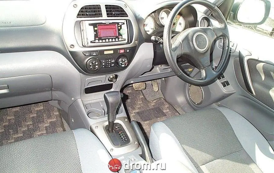Toyota RAV4, Generation 2, XA20, Japan, 05.2000 - 07.2003: generation photograph 17835