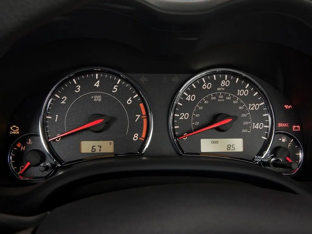 Toyota Corolla, 10 поколение, E140, рестайлинг, Седан, США, 10.2010 - 09.2013: фото поколения 27