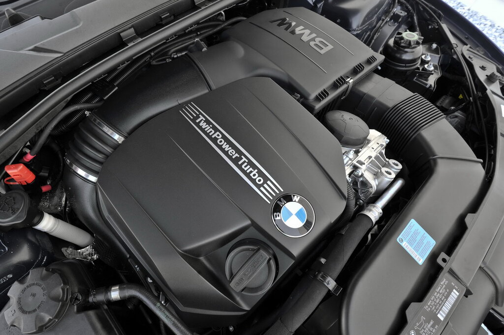 BMW 3-series, 5 поколение, E93, рестайлинг, Открытый кузов, США, 03.2010 - 07.2013: фото поколения 9