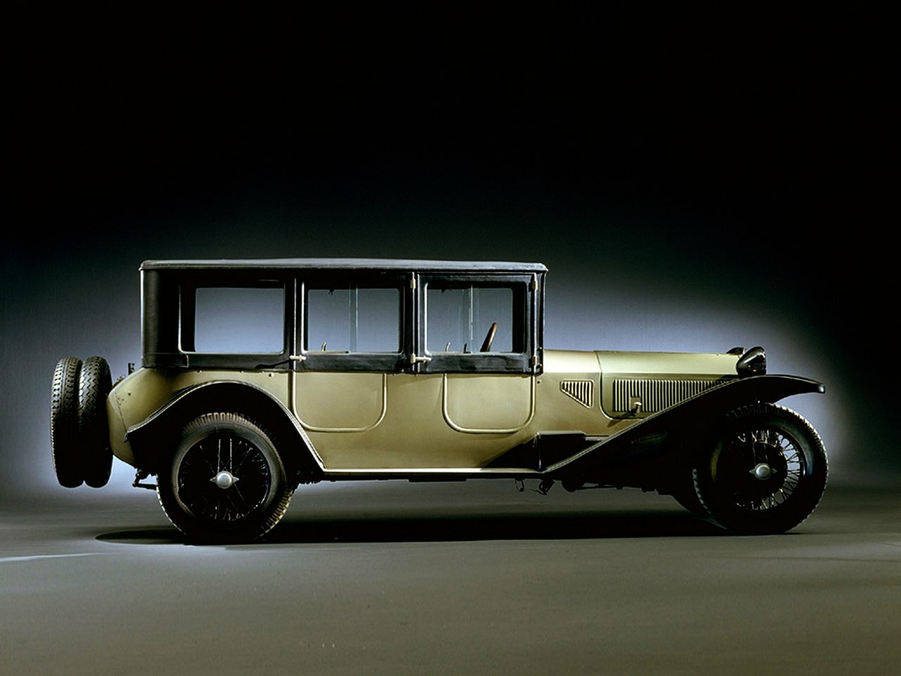Lancia Lambda, , 1922–1931, Sedan: Side view