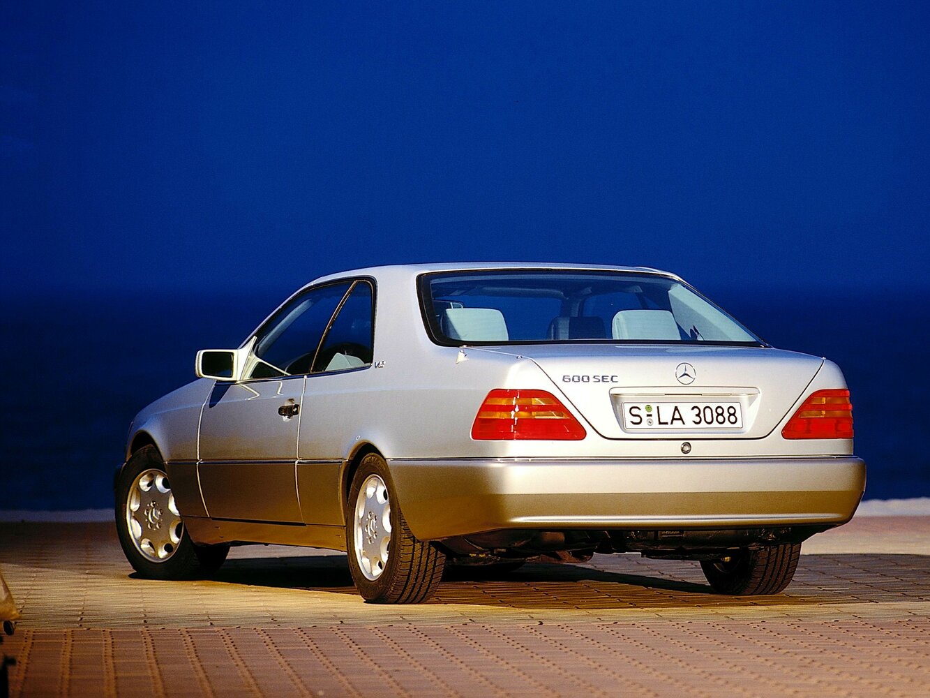 Mercedes-Benz CL-Класс, I (C140), 1992–2000, Купе: Вид сзади в три четверти
