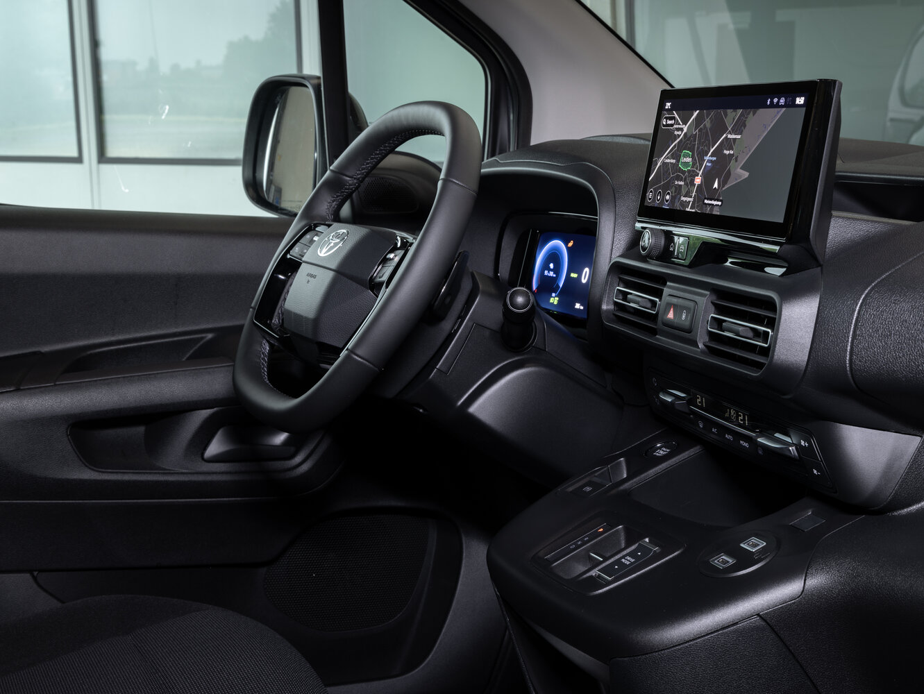 Toyota ProAce City, I facelift, 2024–2026, Van L1: Front cabin