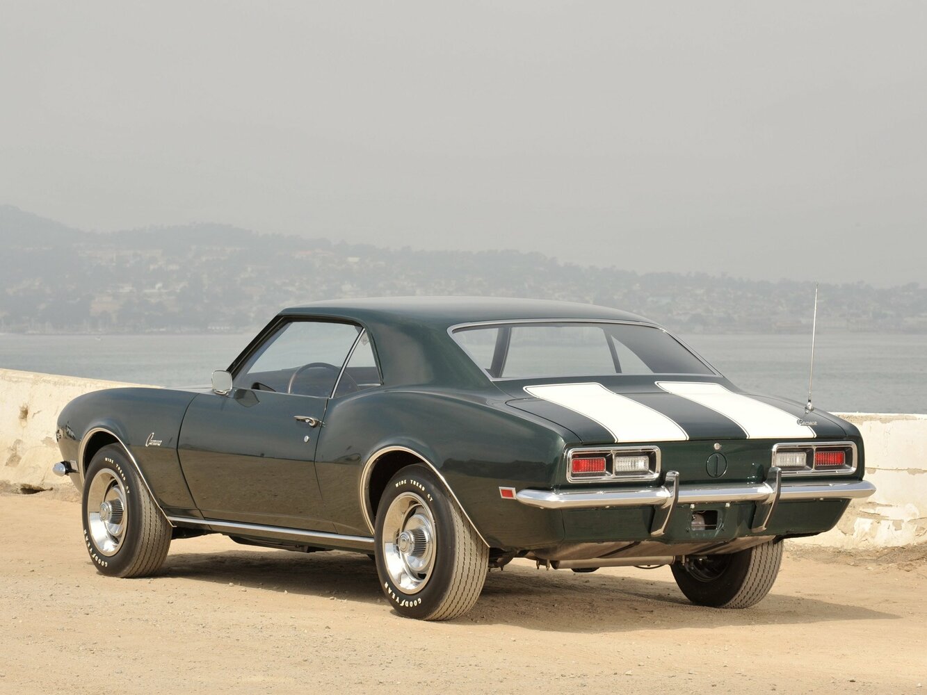 Chevrolet Camaro, I, 1967–1969, Купе: Вид сзади в три четверти