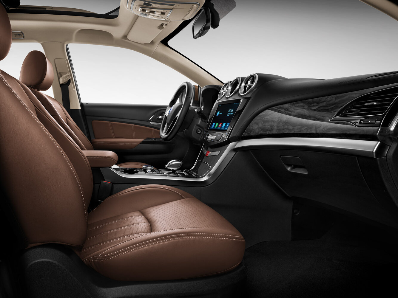 BYD Tang, I, 2015–2018, Внедорожник 5 дв.: Передняя часть салона