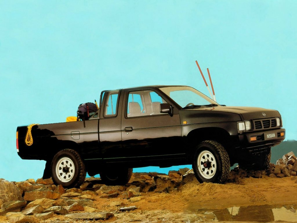 Nissan Navara (Frontier), I (D21), 1985–1998, Pickup Полуторная кабина: Side view